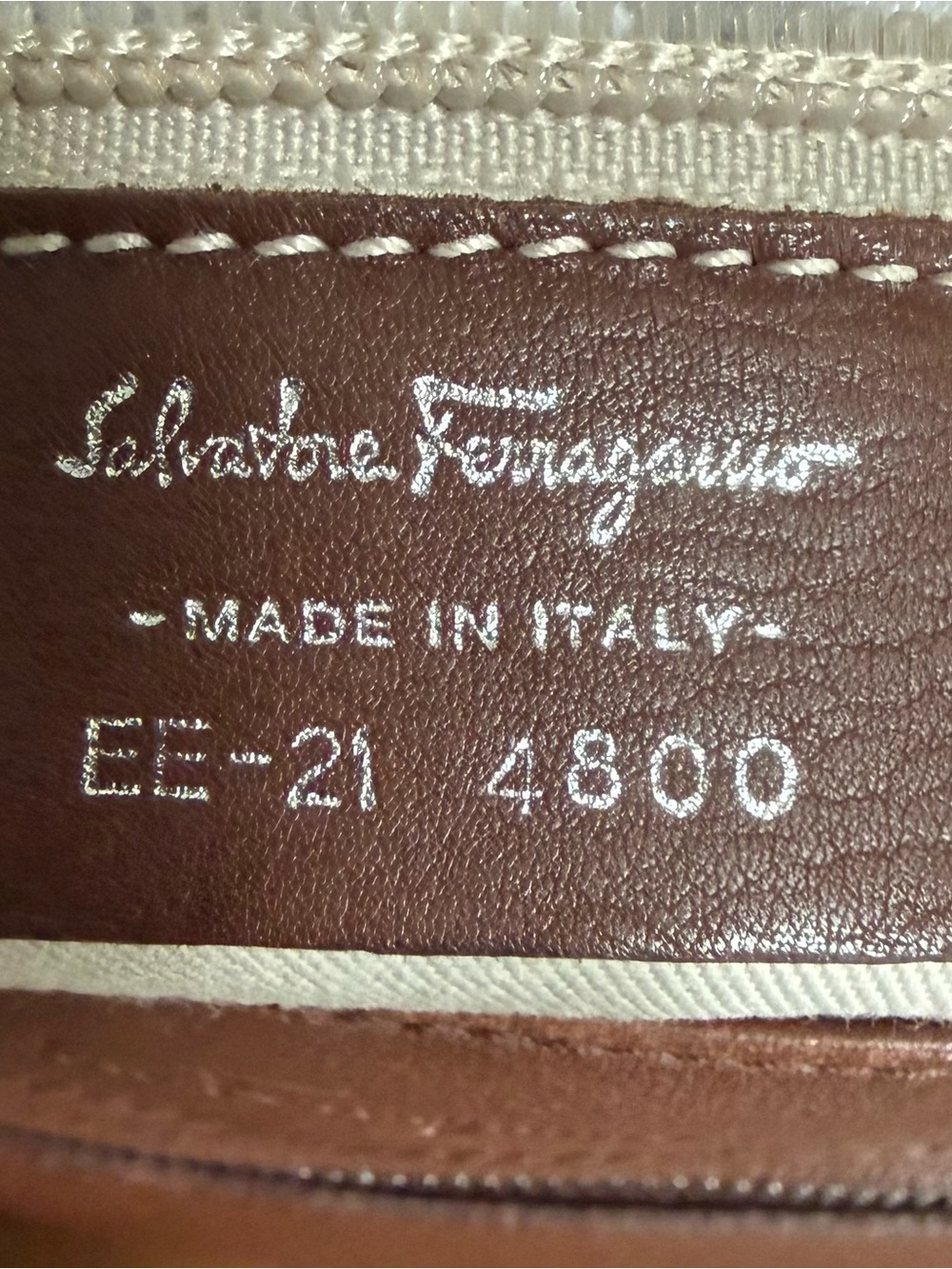 Salvatore Ferragamo Vintage Brown Leather Shoulder Hobo Bag with Dust Cover - Picture 13 of 16